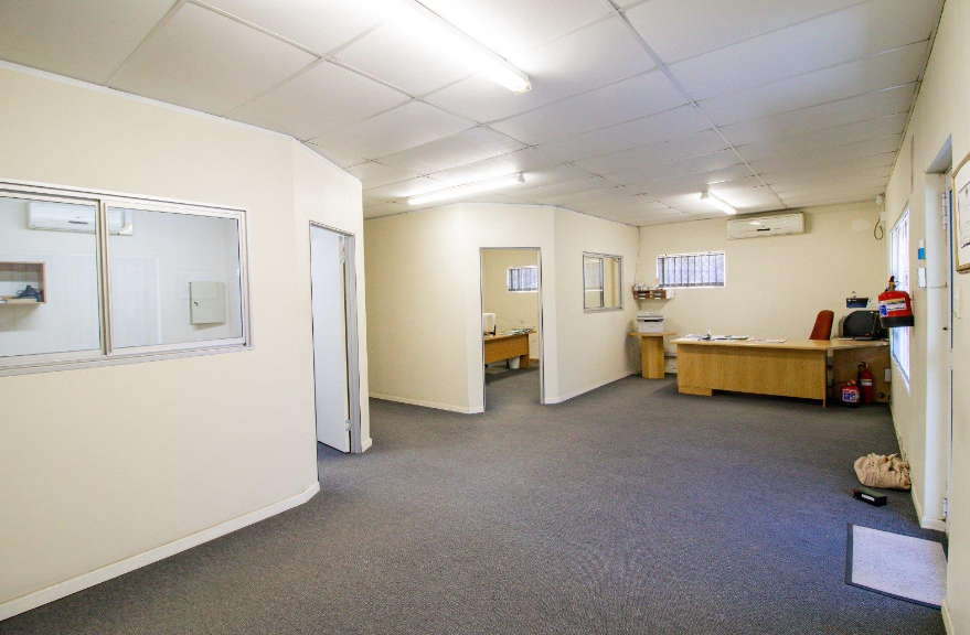 Commercial Property for Sale in Southernwood Eastern Cape
